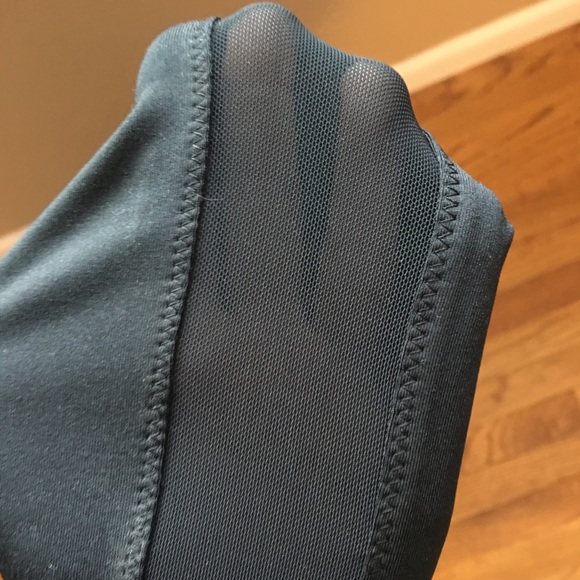 Satva “Mudra Capri” Black leggings, size small. - Picture 2 of 5